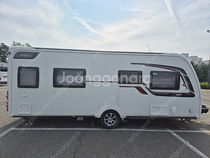 카라반 코치맨 VIP 575/4 판매합니다.--5